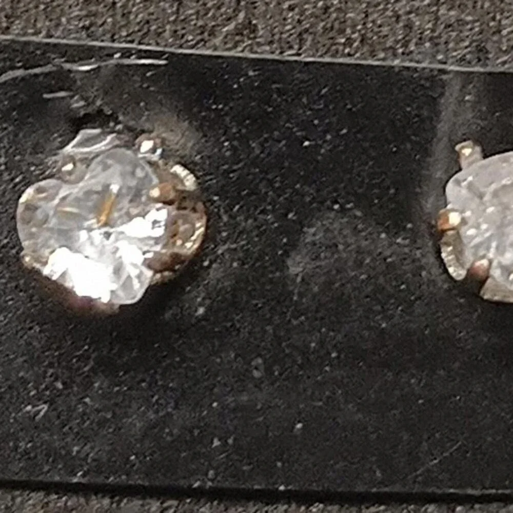 Silver Tone Clear Rhinestones Tiny Heart Shaped Stud Earrings Love Gift Wedding